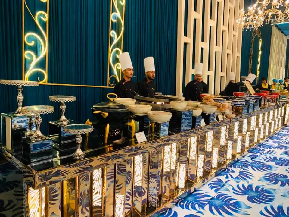 Event buffet and service arrangement